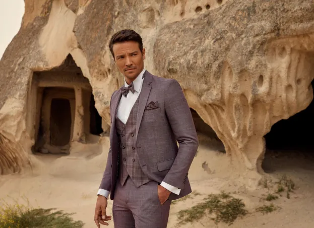 costumes de mariés à Sully-sur-Loire près de Gien dans le Loiret 45